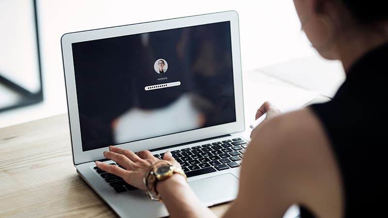 Conversational-Bots---Case-Study---Hero