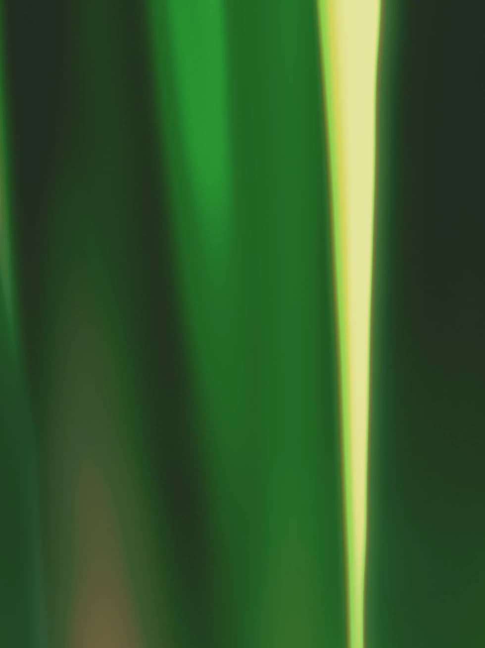 Contact-Center-Outsourcing background mobile-image