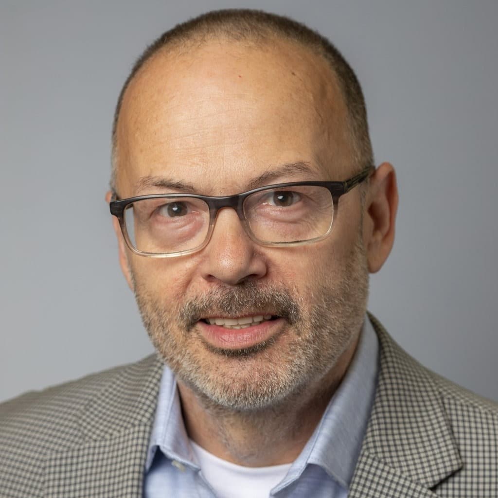 Charles Lindsey headshot