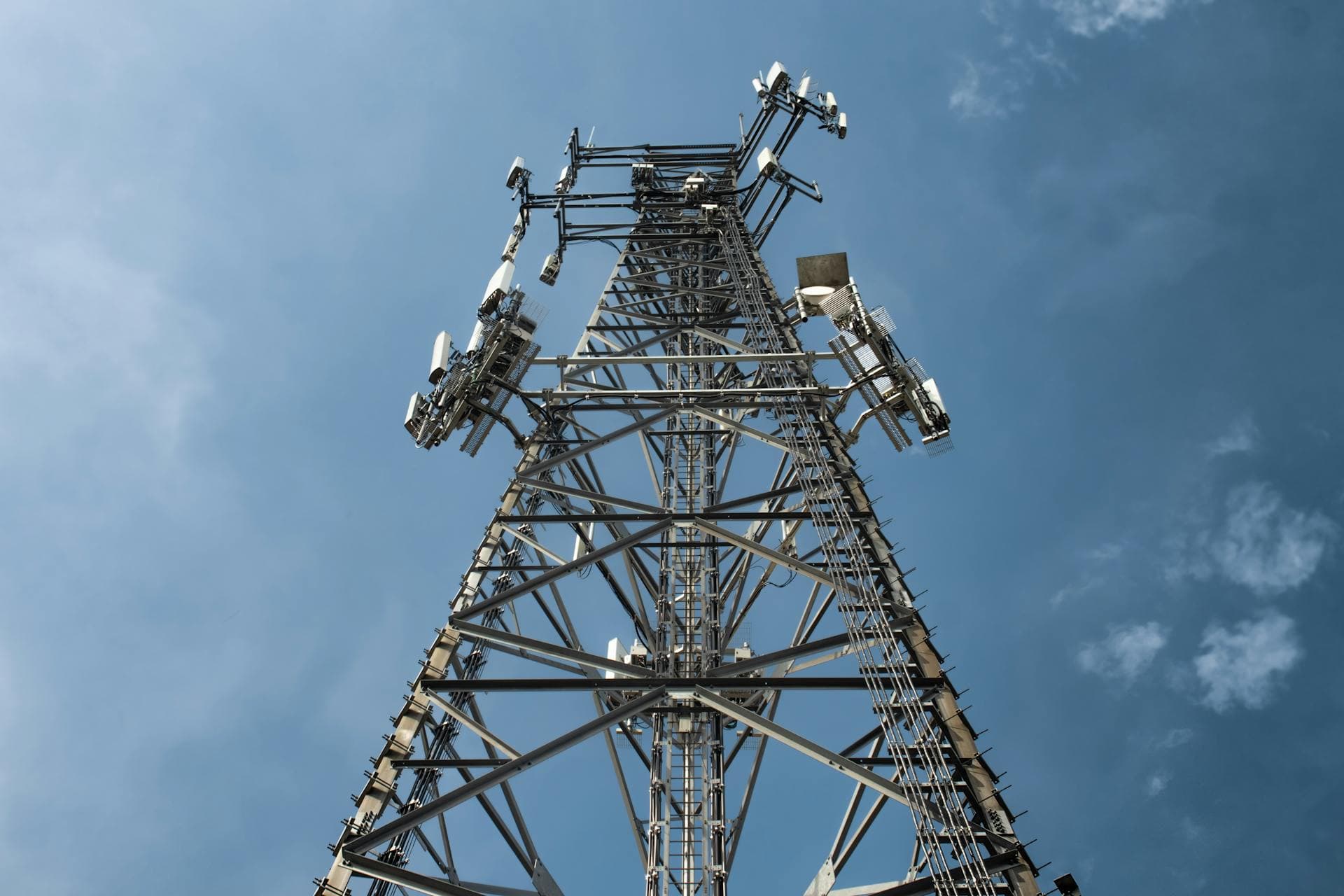Top 10 telecommunication trends in 2026